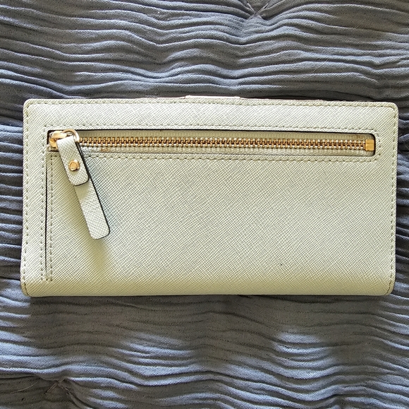Kate Spade Wallet - Picture 3 of 3